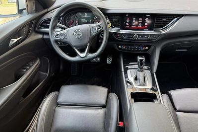 Opel Insignia SPORT2.0 Direct Injturbo 4X4 Innovation