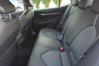 Toyota Camry 2.5 Hybrid Prestige