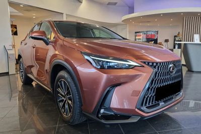 Lexus NX 350h Elegance 2.5 Hybrid AWD