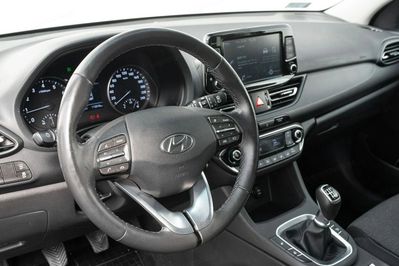 Hyundai i30 1.5 DPI Smart