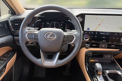 Lexus NX 450h+ Prestige AWD