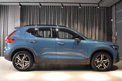 Volvo XC40 B3 Plus Dark