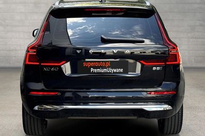 Volvo XC60 B5 B AWD Ultra Bright