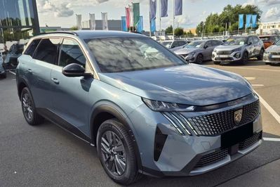Peugeot 5008 Allure e-DCS6 1.2 mHEV