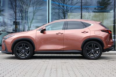 Lexus NX 450h+ Prestige AWD