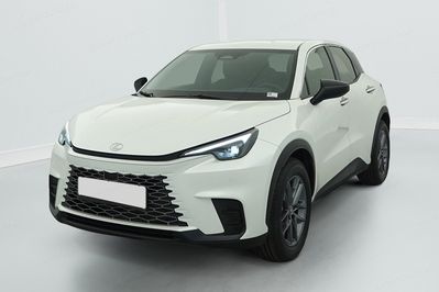 Lexus LBX 1.5 Hybrid AT