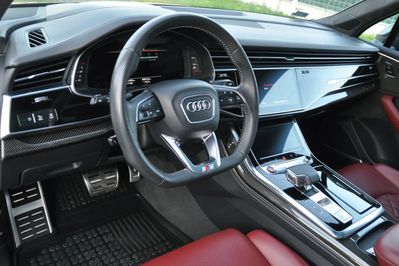 Audi Q7 SQ7 TDI quattro