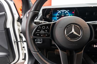 Mercedes B Klasa 180 d 7G-DCT