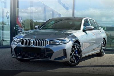 BMW Seria 3 320i xDrive M Sport