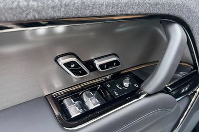 Land Rover Range Rover Sport D300 Dynamic SE