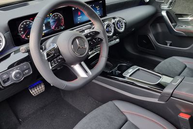 Mercedes Klasa A 220 4-Matic AMG Line
