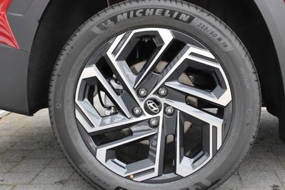 Hyundai Tucson Platinum 2WD aut 1.6 T-GDi HEV