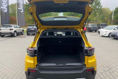 Jeep Avenger Altitude 1.2 e-Hybrid T3