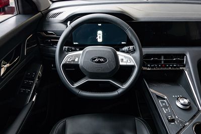 Jac JS8 Pro 1.5 T-GDI 7 DCT 7os.