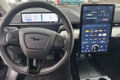 Ford Mustang Mach-E 75kWh RWD