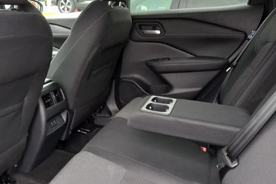 Nissan Qashqai 1.3 DIG-T mHEV N-Connecta XTronic