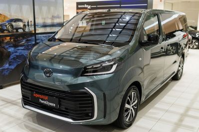 Toyota Proace Verso Long L2H1 Business