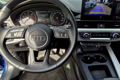Audi A4 35 TFSI S Line