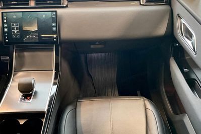 Land Rover Range Rover Velar P400e Dynamic SE