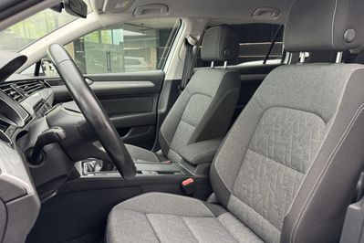 Volkswagen Passat 1.5 TSI Business EVO