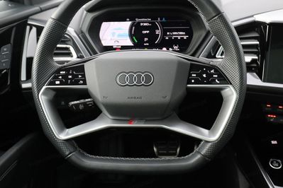 Audi Q4 e-tron 55 quattro Advanced