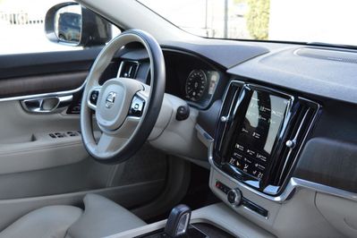 Volvo V90 Cross Country B5 D AWD Pro
