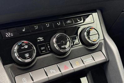 Skoda Karoq 1.5 TSI Selection