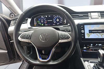 Volkswagen Passat Tsi Plug-In Hybrid Gte Dsg
