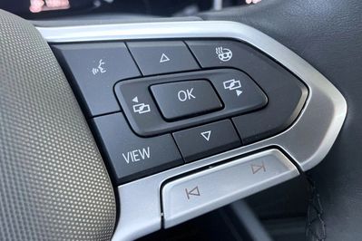 Volkswagen Golf Life 2.0 TDI