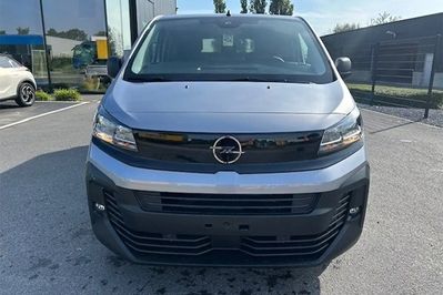 Opel Vivaro XL L2H1 EAT8 Zabudowa Brygadowa