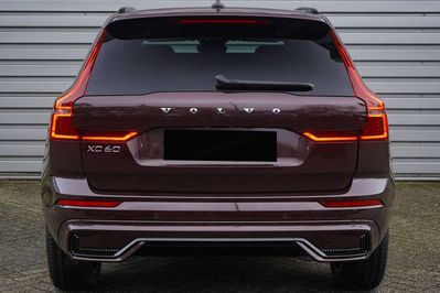 Volvo XC60 B5 AWD Plus Dark
