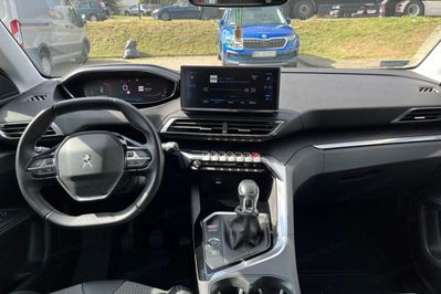 Peugeot 3008 1.5 BlueHDi Allure S&S