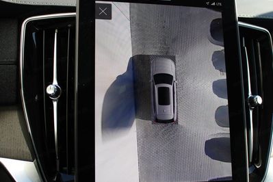 Volvo XC90 T8 AWD Plug-In Hybrid UltraDark7os aut