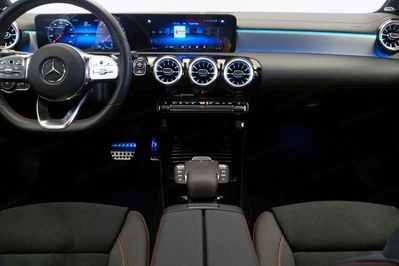 Mercedes CLA Shooting Brake 200 AMG Line