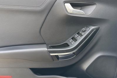 Ford Puma Titanium X 1.0 EcoBoost mHEV  DCT