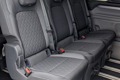 Ford Tourneo Custom 320 L2H1 Titanium A8