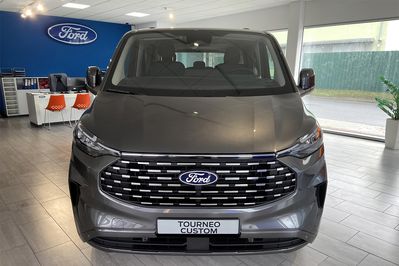 Ford Tourneo Custom 320 L2H1 Titanium A8 AWD