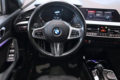 BMW Seria 1 118i M Sport aut