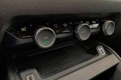 Citroen C4 X Puretech Shine S&S EAT8