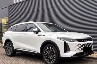 Omoda 9 1.5 Super Hybrid Exclusive AWD