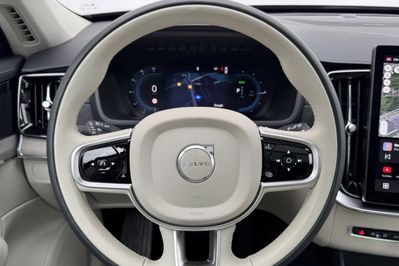 Volvo XC90 T8 AWD Plug-In Hybrid Ultimate Bright 7os aut