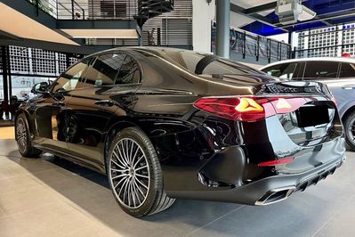 Mercedes Klasa E 200  4-Matic AMG