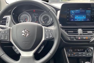 Suzuki S-Cross 1.4 SHVS Premium 4WD