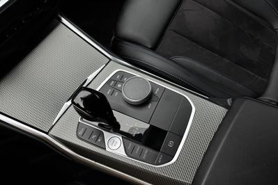 BMW Seria 3 330e PHEV xDrive M Sport aut