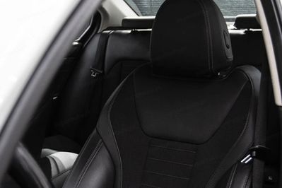 BMW Seria 3 318i Advantage