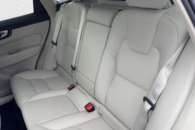 Volvo XC60 T6 Plug-In Hybrid AWD Plus Bright aut