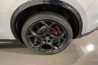 Alfa Romeo Stelvio 2.0 Turbo Veloce Q4