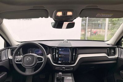 Volvo XC60 B5 B AWD Ultimate Bright aut