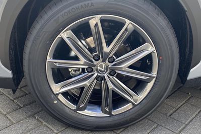 Lexus LBX Elegant 1.5 Hybrid