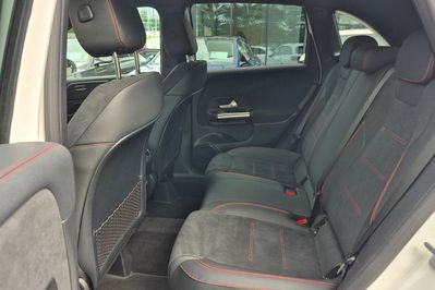 Mercedes B Klasa 200 mHEV AMG Line 7G-DCT